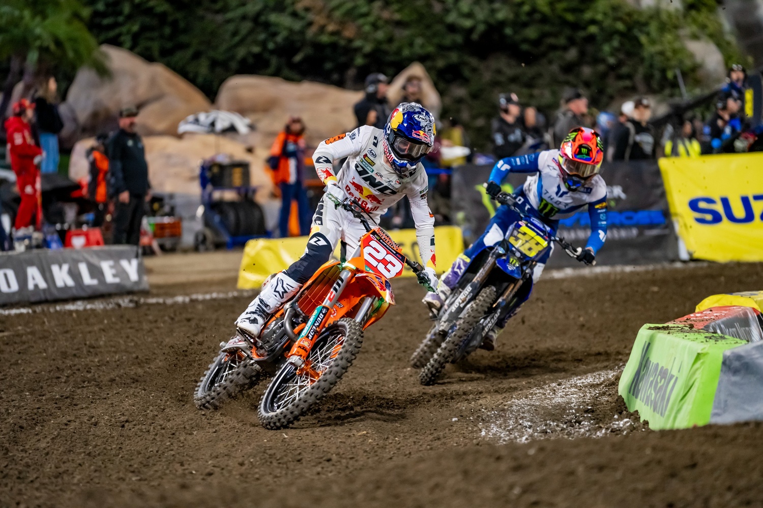 Race Hub How to Watch 2025 Glendale SX, TV Schedule and Track Map